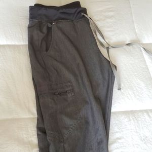 Figs women's Zamora jogger scrub pants graphite